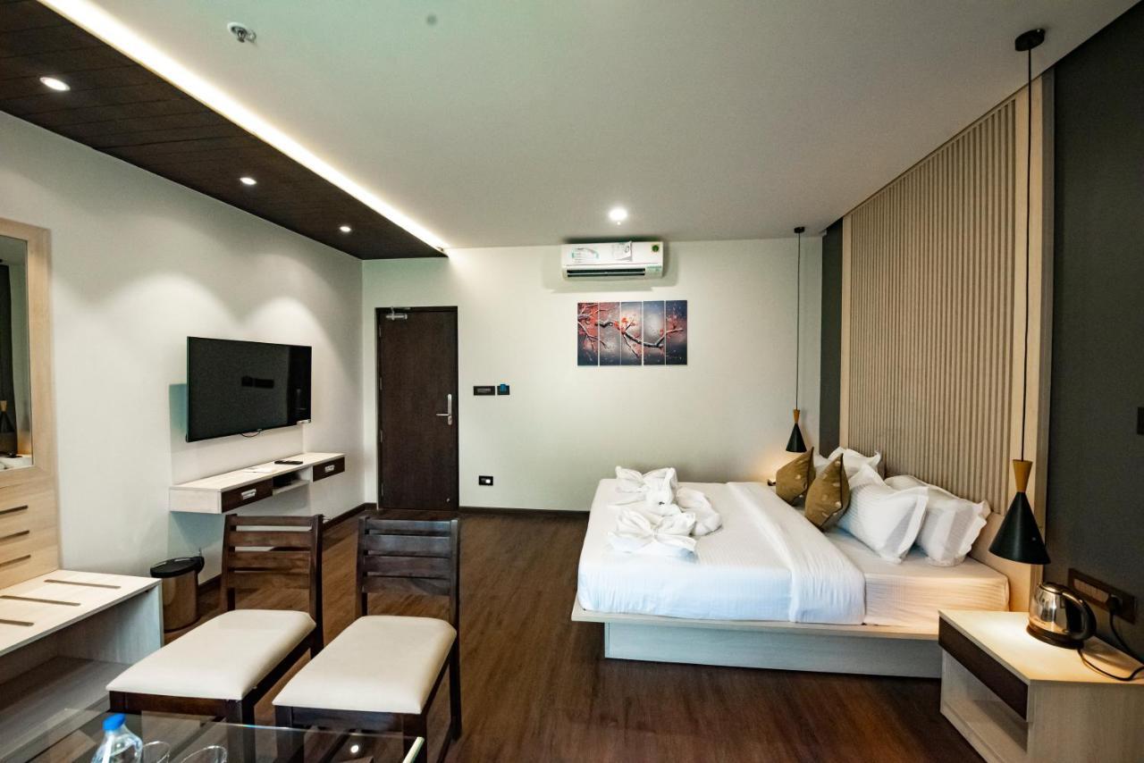 נאווי מומבאי The Royal Palace Hotel 400703 מראה חיצוני תמונה